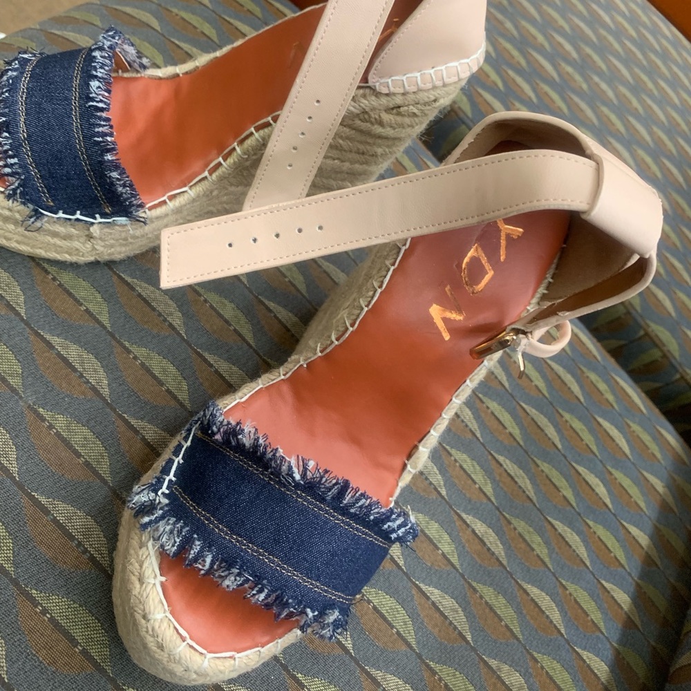 YDN Wedges